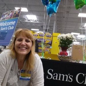 Meet your Posher, Diana